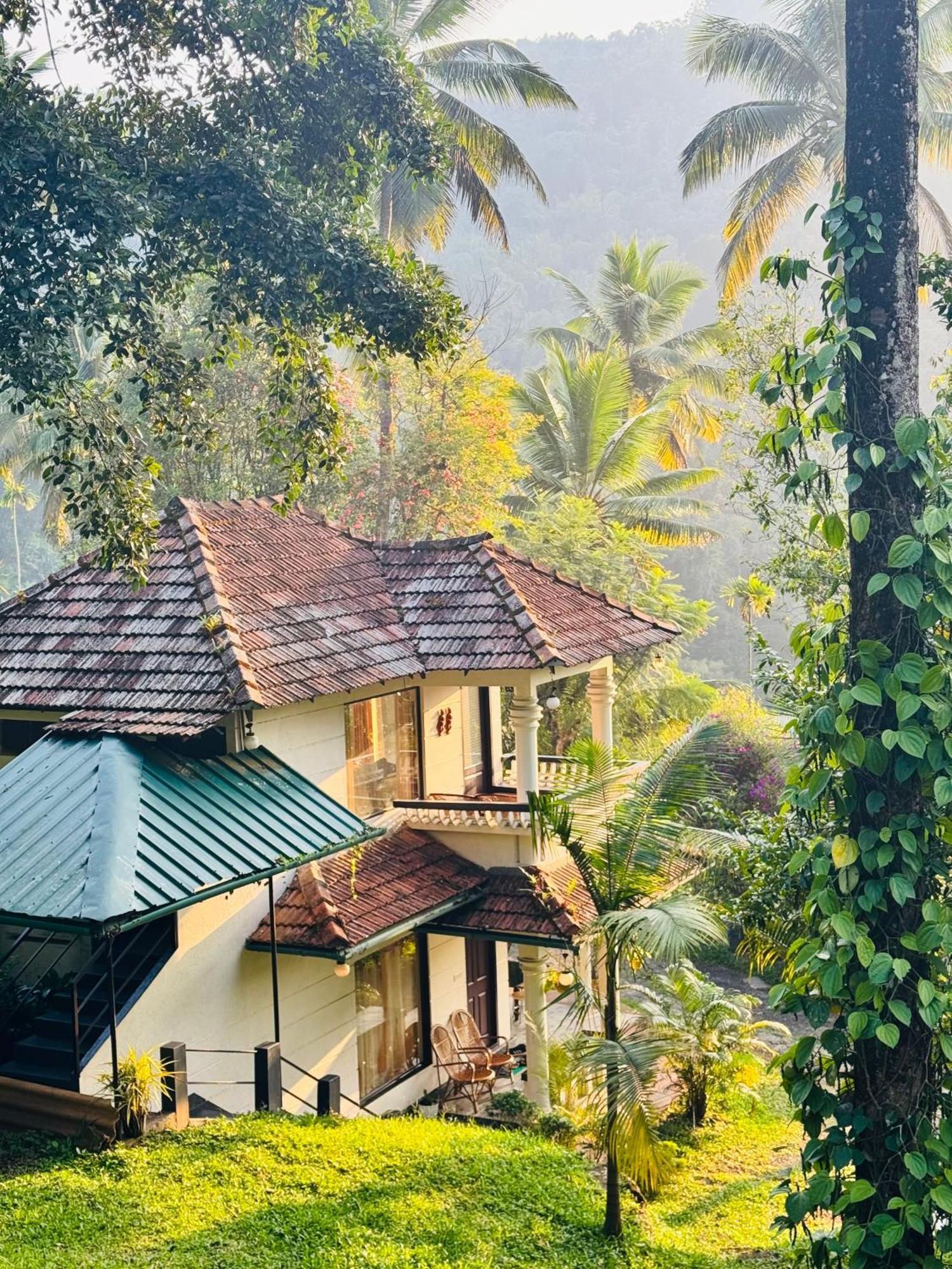 Thoppil Homestay Munnar Exteriér fotografie
